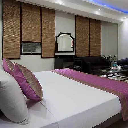 Hotel Sarthak Palace Near Karol Bagh Metro Station New Delhi